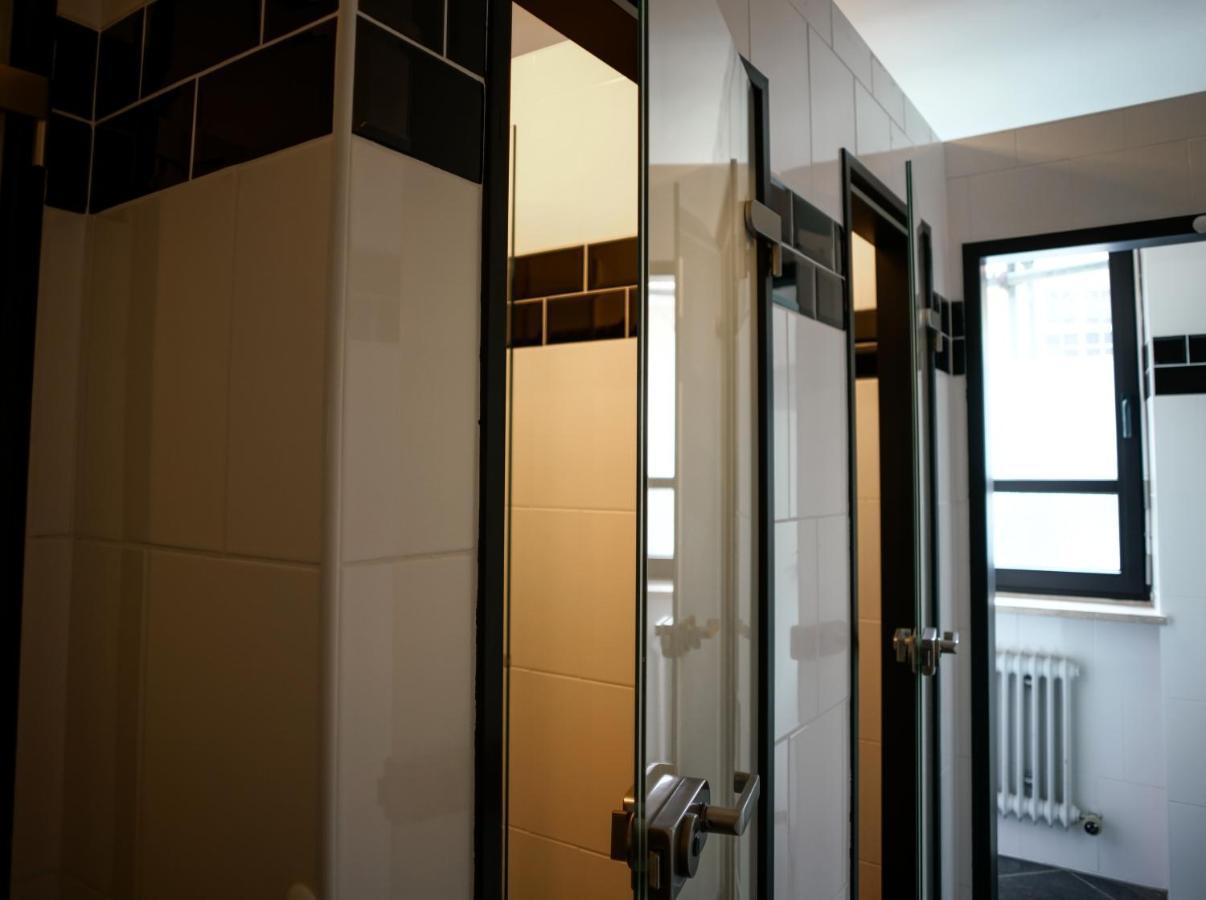 Sport Hotel Инцелль Экстерьер фото